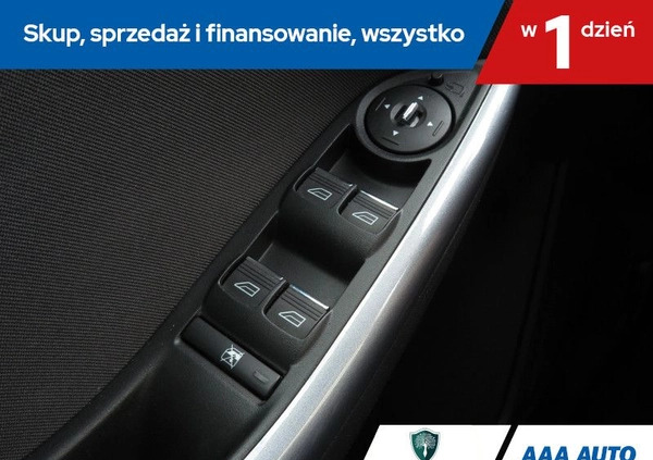 Ford Focus cena 29000 przebieg: 156258, rok produkcji 2012 z Stargard małe 211